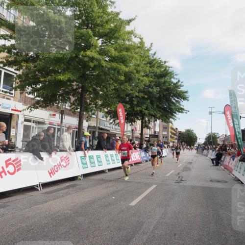 15.09.2024 - PSD Bank Halbmarathon Miley Keyser http://msf.ph/oto/7065579 15.09.2024 11:15:23 Ziel 533, 572, 573, 576, 577, 587, 602, 846, 855, 2465 meine-sportfotos.de