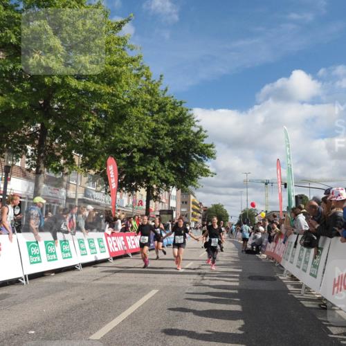 15.09.2024 - PSD Bank Halbmarathon Miley Keyser http://msf.ph/oto/7065593 15.09.2024 12:16:24 Ziel 2027, 2109, 2453, 2859, 3061, 3081, 3082, 3148, 3149, 3165, 3166, 3465 meine-sportfotos.de