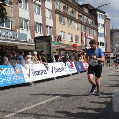 15.09.2024 - PSD Bank Halbmarathon Michael Strokosch http://msf.ph/oto/7065596 15.09.2024 11:57:45 Ziel 806, 1289, 1302, 1530, 1708, 1827, 1920, 1987, 2572, 2664, 2751, 2929, 3525 meine-sportfotos.de