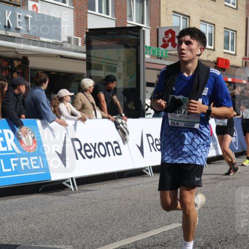 15.09.2024 - PSD Bank Halbmarathon Michael Strokosch http://msf.ph/oto/7065628 15.09.2024 11:57:49 Ziel 806, 1289, 1302, 1530, 1708, 1900, 1987, 2512, 2542, 2564, 2572, 2664, 2751, 3525 meine-sportfotos.de