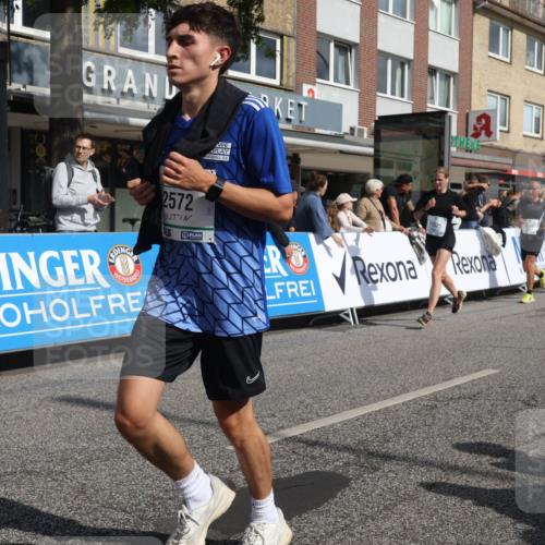 15.09.2024 - PSD Bank Halbmarathon Michael Strokosch http://msf.ph/oto/7065634 15.09.2024 11:57:50 Ziel 806, 975, 1289, 1302, 1530, 1708, 1900, 2512, 2542, 2564, 2572, 2664, 2751, 3525 meine-sportfotos.de