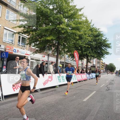 15.09.2024 - PSD Bank Halbmarathon Miley Keyser http://msf.ph/oto/7065635 15.09.2024 11:15:25 Ziel 533, 572, 573, 576, 577, 602, 846, 855, 2465 meine-sportfotos.de