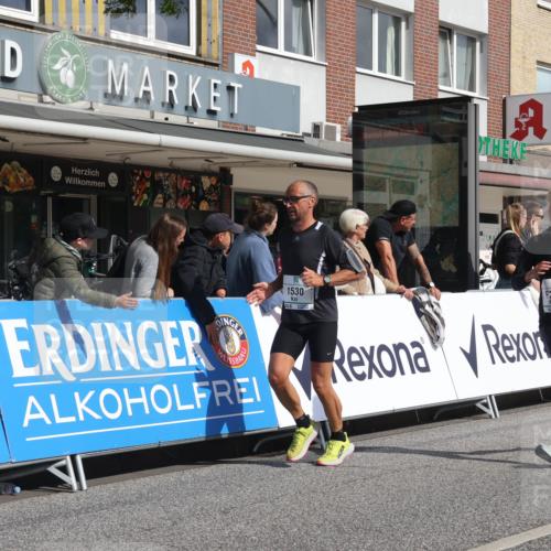 15.09.2024 - PSD Bank Halbmarathon Michael Strokosch http://msf.ph/oto/7065647 15.09.2024 11:57:51 Ziel 806, 975, 1289, 1302, 1530, 1708, 1900, 2512, 2542, 2564, 2572, 2664, 2751, 3525 meine-sportfotos.de