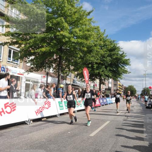 15.09.2024 - PSD Bank Halbmarathon Miley Keyser http://msf.ph/oto/7065655 15.09.2024 12:16:27 Ziel 2027, 2109, 2453, 2859, 3061, 3081, 3082, 3097, 3148, 3149, 3165, 3166, 3465 meine-sportfotos.de