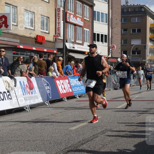 15.09.2024 - PSD Bank Halbmarathon Michael Strokosch http://msf.ph/oto/7065678 15.09.2024 11:57:57 Ziel 975, 1449, 1530, 1539, 1708, 1900, 2512, 2542, 2564, 2572, 2664, 2751, 2873, 3138, 3525 meine-sportfotos.de