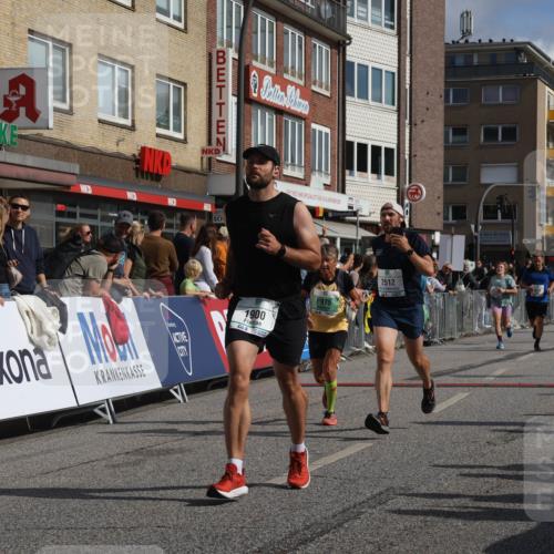15.09.2024 - PSD Bank Halbmarathon Michael Strokosch http://msf.ph/oto/7065682 15.09.2024 11:57:57 Ziel 975, 1449, 1530, 1539, 1708, 1900, 2512, 2542, 2564, 2572, 2664, 2751, 2873, 3138, 3525 meine-sportfotos.de