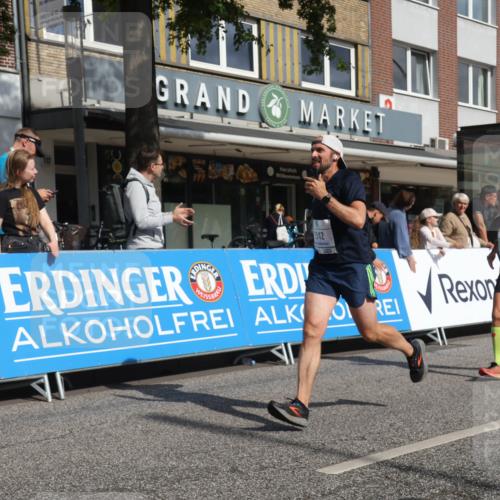 15.09.2024 - PSD Bank Halbmarathon Michael Strokosch http://msf.ph/oto/7065703 15.09.2024 11:57:59 Ziel 975, 1417, 1449, 1530, 1539, 1565, 1708, 1900, 2512, 2542, 2564, 2572, 2664, 2751, 2763, 2873, 3138, 3525 meine-sportfotos.de