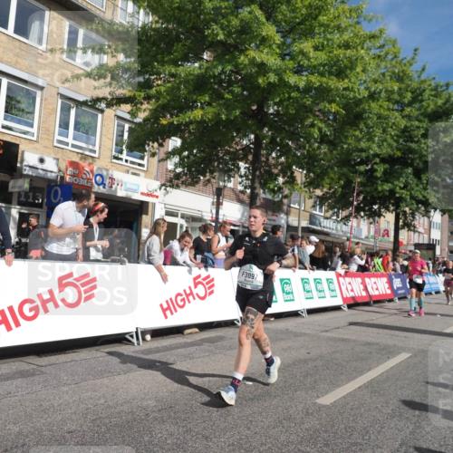 15.09.2024 - PSD Bank Halbmarathon Miley Keyser http://msf.ph/oto/7065743 15.09.2024 12:16:38 Ziel 2342, 2396, 2911, 3061, 3082, 3097, 3165, 3166, 3233, 3474, 3493, 3494 meine-sportfotos.de