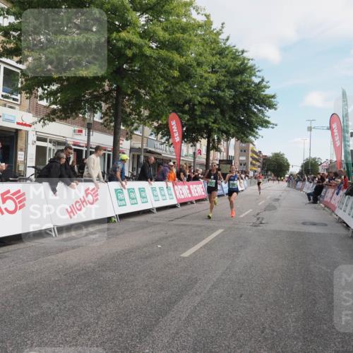 15.09.2024 - PSD Bank Halbmarathon Miley Keyser http://msf.ph/oto/7065758 15.09.2024 11:15:34 Ziel 405, 532, 572, 576, 846, 1086, 2465 meine-sportfotos.de