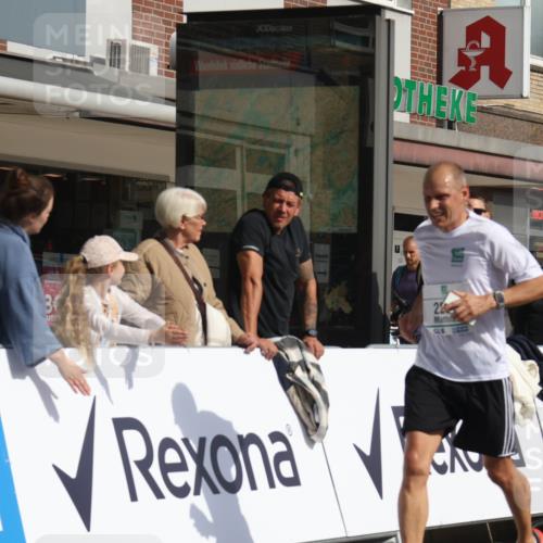 15.09.2024 - PSD Bank Halbmarathon Michael Strokosch http://msf.ph/oto/7065812 15.09.2024 11:58:16 Ziel 1417, 1449, 1539, 1565, 1642, 1842, 2205, 2497, 2763, 2773, 2823, 2883, 3552 meine-sportfotos.de