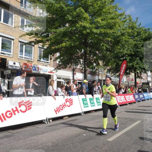 15.09.2024 - PSD Bank Halbmarathon Miley Keyser http://msf.ph/oto/7065813 15.09.2024 12:16:43 Ziel 2342, 2396, 2526, 2911, 3097, 3102, 3140, 3233, 3474, 3493, 3494 meine-sportfotos.de