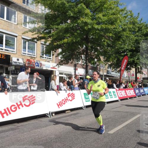 15.09.2024 - PSD Bank Halbmarathon Miley Keyser http://msf.ph/oto/7065821 15.09.2024 12:16:43 Ziel 2342, 2396, 2526, 2911, 3097, 3102, 3140, 3233, 3474, 3493, 3494 meine-sportfotos.de