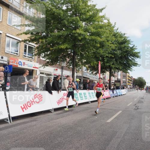 15.09.2024 - PSD Bank Halbmarathon Miley Keyser http://msf.ph/oto/7065824 15.09.2024 11:15:38 Ziel 405, 532, 572, 576, 846, 1086 meine-sportfotos.de