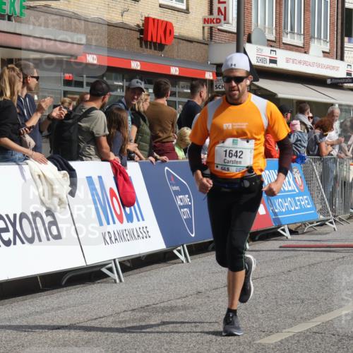 15.09.2024 - PSD Bank Halbmarathon Michael Strokosch http://msf.ph/oto/7065825 15.09.2024 11:58:18 Ziel 1303, 1417, 1565, 1642, 1818, 1842, 2101, 2205, 2497, 2763, 2773, 2823, 2870, 2883, 3552 meine-sportfotos.de
