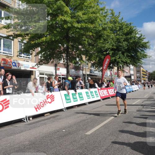 15.09.2024 - PSD Bank Halbmarathon Miley Keyser http://msf.ph/oto/7065827 15.09.2024 12:16:44 Ziel 2342, 2396, 2526, 2911, 3097, 3102, 3140, 3233, 3474, 3493, 3494 meine-sportfotos.de
