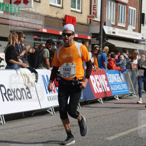 15.09.2024 - PSD Bank Halbmarathon Michael Strokosch http://msf.ph/oto/7065828 15.09.2024 11:58:18 Ziel 1303, 1417, 1565, 1642, 1818, 1842, 2101, 2205, 2497, 2763, 2773, 2823, 2870, 2883, 3552 meine-sportfotos.de