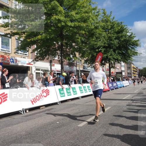 15.09.2024 - PSD Bank Halbmarathon Miley Keyser http://msf.ph/oto/7065840 15.09.2024 12:16:44 Ziel 2342, 2396, 2526, 2911, 3097, 3102, 3140, 3233, 3474, 3493, 3494 meine-sportfotos.de