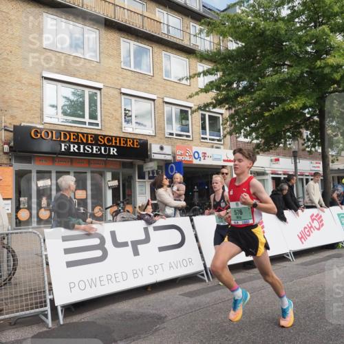 15.09.2024 - PSD Bank Halbmarathon Miley Keyser http://msf.ph/oto/7065855 15.09.2024 11:15:39 Ziel 405, 532, 572, 576, 846, 1086 meine-sportfotos.de