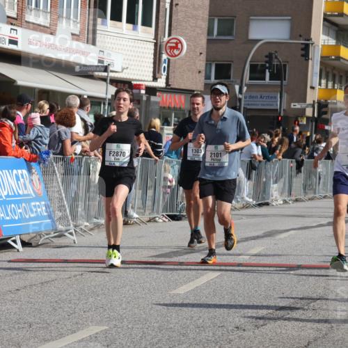 15.09.2024 - PSD Bank Halbmarathon Michael Strokosch http://msf.ph/oto/7065856 15.09.2024 11:58:23 Ziel 1303, 1642, 1818, 1842, 1849, 1947, 2101, 2205, 2249, 2497, 2773, 2823, 2870, 2883, 3552 meine-sportfotos.de