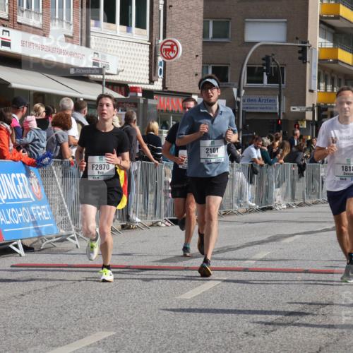 15.09.2024 - PSD Bank Halbmarathon Michael Strokosch http://msf.ph/oto/7065859 15.09.2024 11:58:23 Ziel 1303, 1642, 1818, 1842, 1849, 1947, 2101, 2205, 2249, 2497, 2773, 2823, 2870, 2883, 3552 meine-sportfotos.de