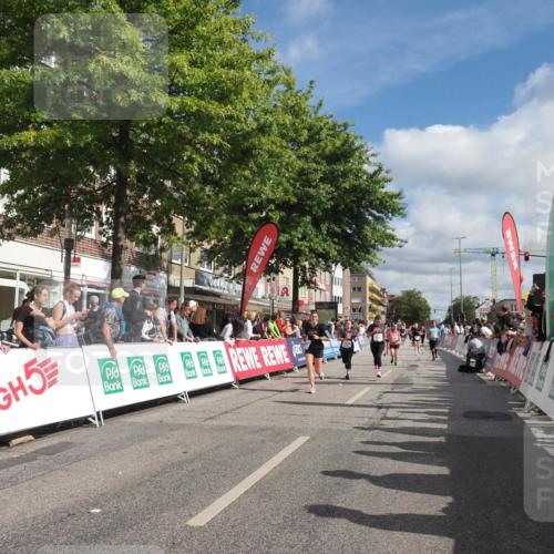 15.09.2024 - PSD Bank Halbmarathon Miley Keyser http://msf.ph/oto/7065867 15.09.2024 12:16:49 Ziel 2342, 2396, 2526, 2911, 3097, 3102, 3140, 3193, 3233, 3474, 3493, 3494, 3558 meine-sportfotos.de