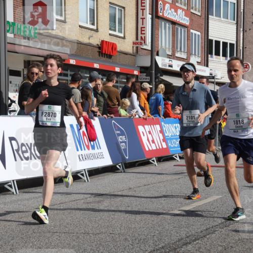 15.09.2024 - PSD Bank Halbmarathon Michael Strokosch http://msf.ph/oto/7065877 15.09.2024 11:58:25 Ziel 1303, 1642, 1818, 1849, 1947, 2101, 2205, 2249, 2474, 2773, 2823, 2860, 2870 meine-sportfotos.de