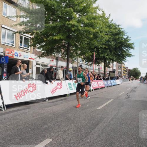 15.09.2024 - PSD Bank Halbmarathon Miley Keyser http://msf.ph/oto/7065879 15.09.2024 11:15:48 Ziel 405, 502, 532, 535, 1086 meine-sportfotos.de