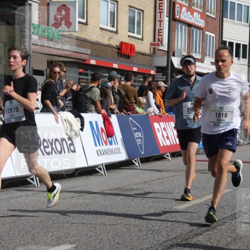 15.09.2024 - PSD Bank Halbmarathon Michael Strokosch http://msf.ph/oto/7065880 15.09.2024 11:58:25 Ziel 1303, 1642, 1818, 1849, 1947, 2101, 2205, 2249, 2474, 2773, 2823, 2860, 2870 meine-sportfotos.de