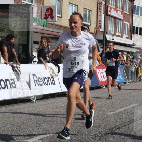 15.09.2024 - PSD Bank Halbmarathon Michael Strokosch http://msf.ph/oto/7065884 15.09.2024 11:58:26 Ziel 1303, 1642, 1818, 1849, 1947, 2101, 2205, 2249, 2474, 2773, 2823, 2860, 2870, 2885, 3553 meine-sportfotos.de