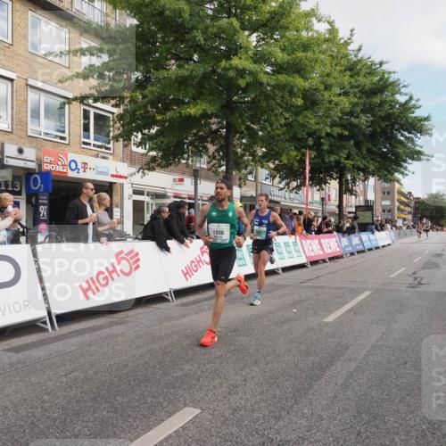 15.09.2024 - PSD Bank Halbmarathon Miley Keyser http://msf.ph/oto/7065887 15.09.2024 11:15:48 Ziel 405, 502, 532, 535, 1086 meine-sportfotos.de