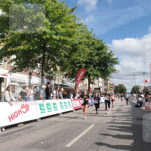 15.09.2024 - PSD Bank Halbmarathon Miley Keyser http://msf.ph/oto/7065888 15.09.2024 12:16:50 Ziel 2342, 2396, 2526, 2911, 3102, 3140, 3193, 3233, 3474, 3493, 3494, 3558 meine-sportfotos.de