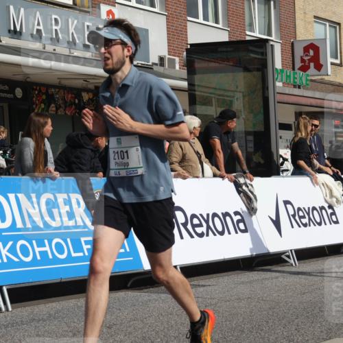 15.09.2024 - PSD Bank Halbmarathon Michael Strokosch http://msf.ph/oto/7065890 15.09.2024 11:58:27 Ziel 1303, 1642, 1818, 1849, 1947, 2101, 2205, 2249, 2474, 2773, 2823, 2860, 2870, 2885, 3553 meine-sportfotos.de