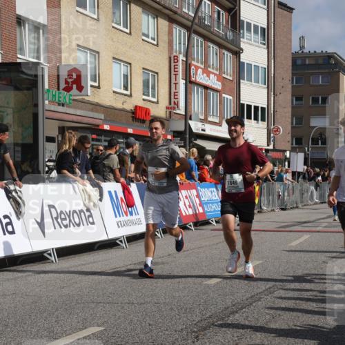 15.09.2024 - PSD Bank Halbmarathon Michael Strokosch http://msf.ph/oto/7065902 15.09.2024 11:58:31 Ziel 1283, 1303, 1818, 1822, 1849, 1865, 1947, 2038, 2101, 2249, 2474, 2773, 2823, 2860, 2870, 2885, 3553 meine-sportfotos.de