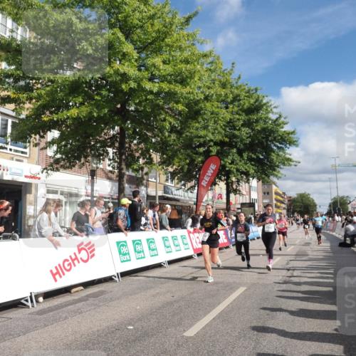 15.09.2024 - PSD Bank Halbmarathon Miley Keyser http://msf.ph/oto/7065903 15.09.2024 12:16:51 Ziel 1157, 2342, 2396, 2526, 2911, 3102, 3140, 3193, 3233, 3474, 3493, 3494, 3558 meine-sportfotos.de