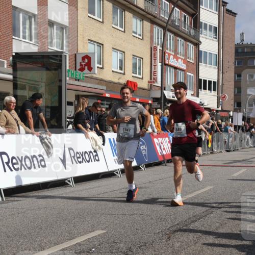 15.09.2024 - PSD Bank Halbmarathon Michael Strokosch http://msf.ph/oto/7065905 15.09.2024 11:58:31 Ziel 1283, 1303, 1818, 1822, 1849, 1865, 1947, 2038, 2101, 2249, 2474, 2773, 2823, 2860, 2870, 2885, 3553 meine-sportfotos.de