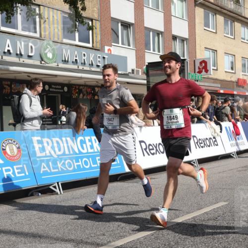 15.09.2024 - PSD Bank Halbmarathon Michael Strokosch http://msf.ph/oto/7065913 15.09.2024 11:58:32 Ziel 1283, 1303, 1818, 1822, 1849, 1865, 1947, 2038, 2101, 2249, 2474, 2773, 2823, 2860, 2870, 2885, 3553 meine-sportfotos.de