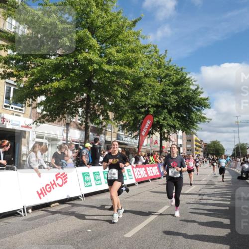 15.09.2024 - PSD Bank Halbmarathon Miley Keyser http://msf.ph/oto/7065927 15.09.2024 12:16:52 Ziel 1157, 2396, 2526, 2911, 2969, 3102, 3140, 3193, 3474, 3493, 3494, 3558 meine-sportfotos.de