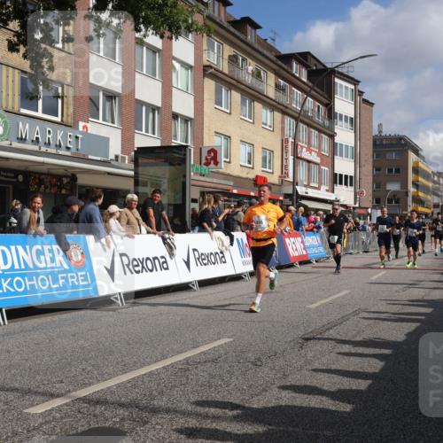 15.09.2024 - PSD Bank Halbmarathon Michael Strokosch http://msf.ph/oto/7065942 15.09.2024 11:58:37 Ziel 1283, 1303, 1711, 1818, 1822, 1849, 1865, 1919, 1947, 1955, 1992, 2038, 2101, 2249, 2474, 2760, 2860, 2870, 2885, 3551, 3553 meine-sportfotos.de