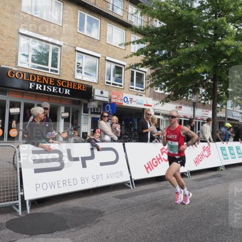 15.09.2024 - PSD Bank Halbmarathon Miley Keyser http://msf.ph/oto/7065947 15.09.2024 11:15:56 Ziel 502, 535, 542 meine-sportfotos.de