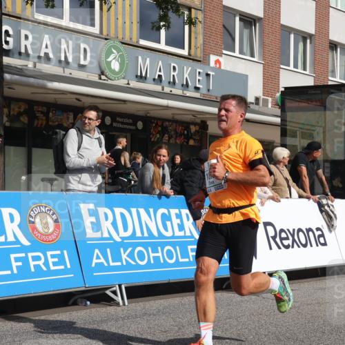 15.09.2024 - PSD Bank Halbmarathon Michael Strokosch http://msf.ph/oto/7065949 15.09.2024 11:58:38 Ziel 1283, 1303, 1711, 1822, 1849, 1865, 1919, 1947, 1955, 1992, 2038, 2249, 2474, 2760, 2860, 2885, 3051, 3551, 3553 meine-sportfotos.de