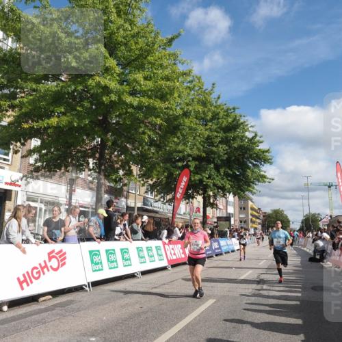 15.09.2024 - PSD Bank Halbmarathon Miley Keyser http://msf.ph/oto/7065955 15.09.2024 12:16:53 Ziel 1157, 2117, 2526, 2686, 2911, 2969, 3102, 3109, 3140, 3193, 3474, 3493, 3494, 3558 meine-sportfotos.de