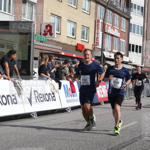 15.09.2024 - PSD Bank Halbmarathon Michael Strokosch http://msf.ph/oto/7065965 15.09.2024 11:58:40 Ziel 1283, 1711, 1822, 1849, 1865, 1919, 1947, 1955, 1992, 2038, 2249, 2474, 2760, 2860, 2885, 3051, 3528, 3551, 3553 meine-sportfotos.de