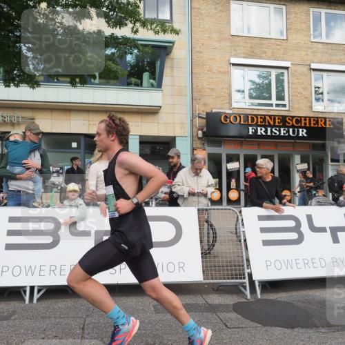 15.09.2024 - PSD Bank Halbmarathon Miley Keyser http://msf.ph/oto/7066007 15.09.2024 11:16:01 Ziel 410, 497, 502, 535, 542 meine-sportfotos.de