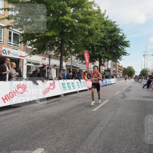 15.09.2024 - PSD Bank Halbmarathon Miley Keyser http://msf.ph/oto/7066014 15.09.2024 11:16:05 Ziel 410, 497, 502, 542, 560 meine-sportfotos.de