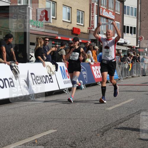 15.09.2024 - PSD Bank Halbmarathon Michael Strokosch http://msf.ph/oto/7066024 15.09.2024 11:58:49 Ziel 1283, 1329, 1711, 1822, 1870, 1890, 1919, 1955, 1992, 2038, 2230, 2297, 2721, 2756, 2760, 2956, 3022, 3051, 3528, 3551 meine-sportfotos.de
