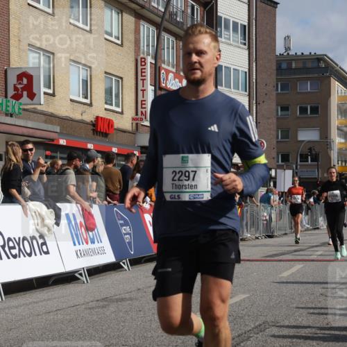 15.09.2024 - PSD Bank Halbmarathon Michael Strokosch http://msf.ph/oto/7066047 15.09.2024 11:58:52 Ziel 1329, 1711, 1862, 1870, 1890, 1919, 1955, 1992, 2230, 2297, 2721, 2756, 2760, 2956, 3022, 3051, 3528, 3551 meine-sportfotos.de
