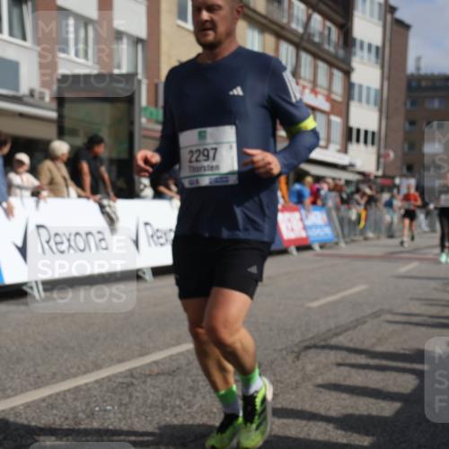 15.09.2024 - PSD Bank Halbmarathon Michael Strokosch http://msf.ph/oto/7066048 15.09.2024 11:58:52 Ziel 1329, 1711, 1862, 1870, 1890, 1919, 1955, 1992, 2230, 2297, 2721, 2756, 2760, 2956, 3022, 3051, 3528, 3551 meine-sportfotos.de