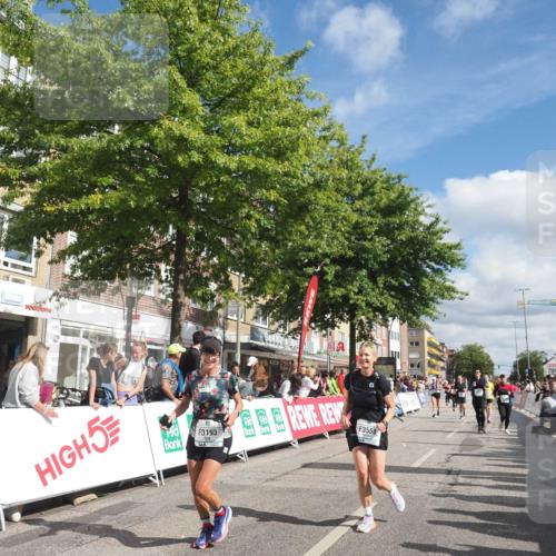 15.09.2024 - PSD Bank Halbmarathon Miley Keyser http://msf.ph/oto/7066051 15.09.2024 12:16:58 Ziel 1157, 2117, 2270, 2277, 2526, 2686, 2969, 3102, 3109, 3118, 3140, 3193, 3493, 3494, 3558 meine-sportfotos.de