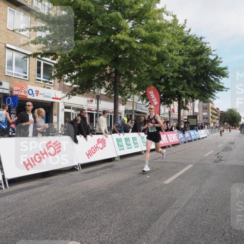 15.09.2024 - PSD Bank Halbmarathon Miley Keyser http://msf.ph/oto/7066067 15.09.2024 11:16:11 Ziel 407, 410, 497, 542, 560, 604, 632, 1013 meine-sportfotos.de