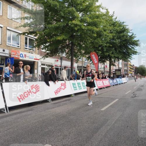 15.09.2024 - PSD Bank Halbmarathon Miley Keyser http://msf.ph/oto/7066071 15.09.2024 11:16:11 Ziel 407, 410, 497, 542, 560, 604, 632, 1013 meine-sportfotos.de